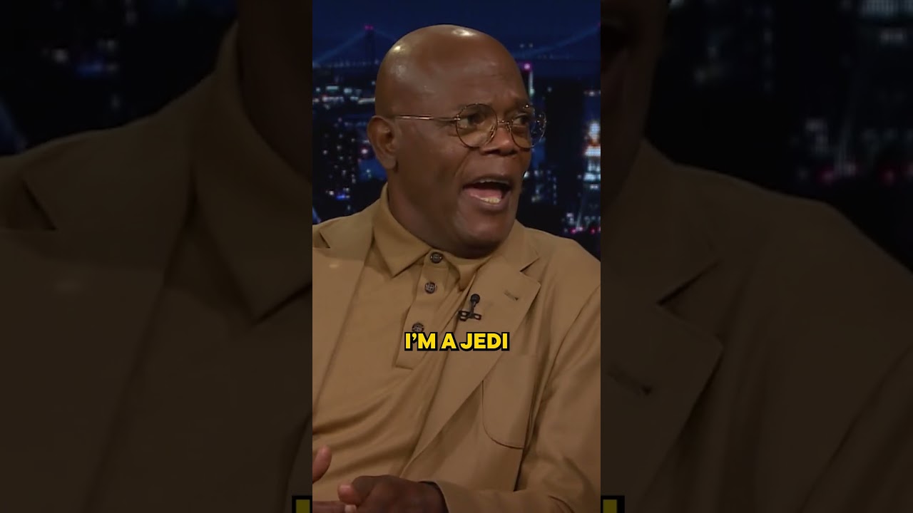 Samuel L. Jackson Says Mace Windu is ALIVE! #starwars #shorts