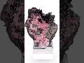 Vidéo: Erythrite, Bou Azzer, Maroc, 107 grammes