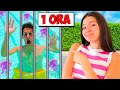 LUÌ CHIUSO IN UNA GABBIA SOTT'ACQUA IN PISCINA CON LE MEDUSE!! *Deve superare le prove di Sofì*