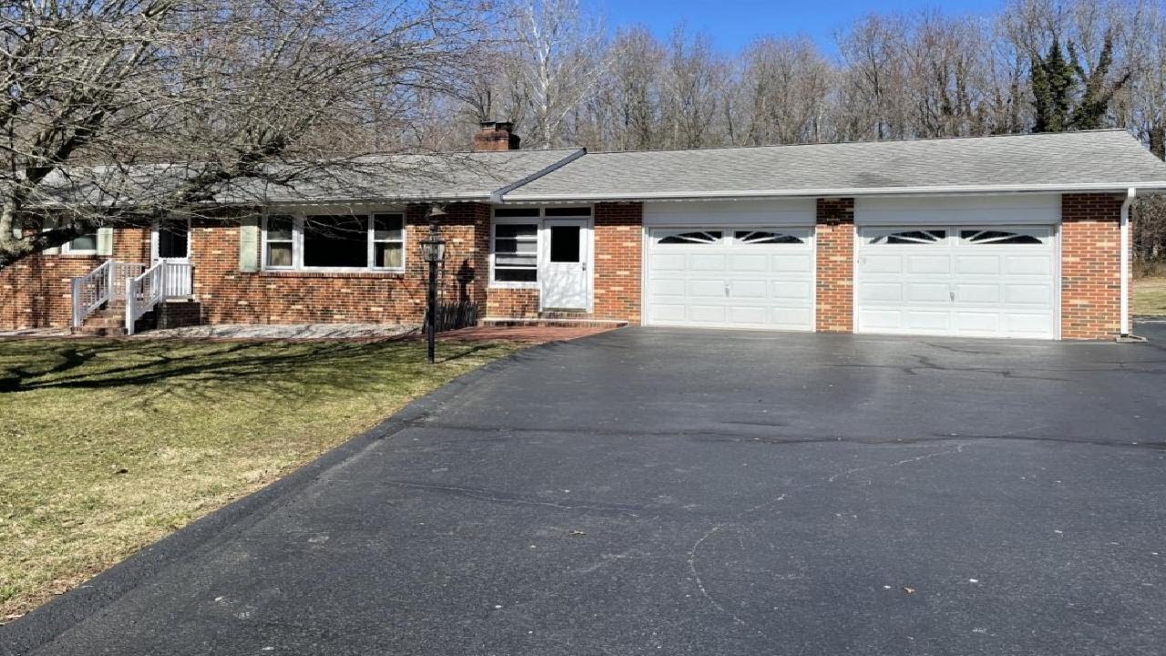 333 Old Porter Road, Bear, DE Presented by The Matt Fetick Team. YouTube