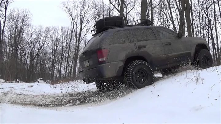 Straightpipe V8 Jeep Grand Cherokee WK Snow Testing