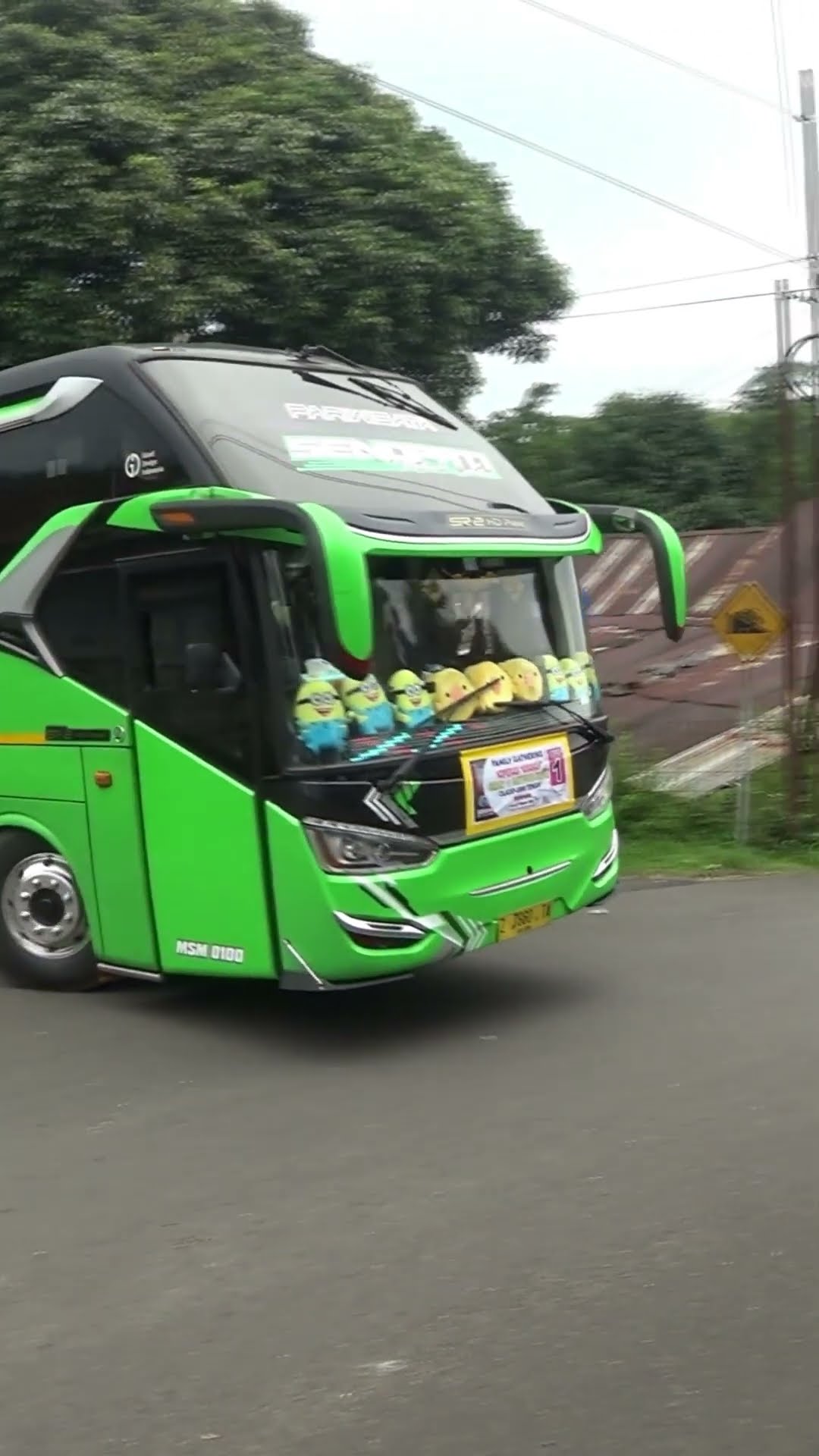 Turun Bus Pariwisata: Lebih dari Sekedar Menyegarkan Diri