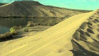 Bruneau Sand Dunes & Skiers