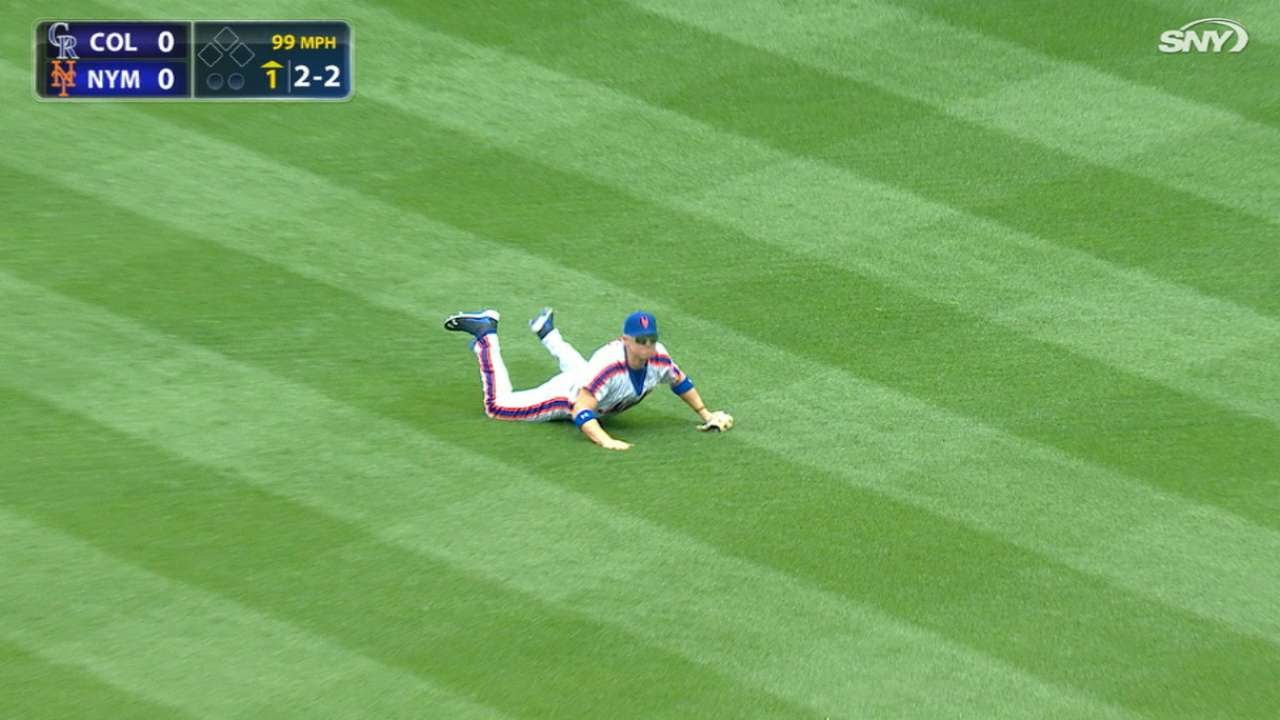 Nimmo robs Blackmon with a nice diving catch