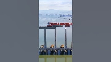 AmazingChina: Bridge Building Machine