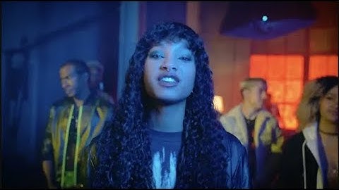 WILLOW - t r a n s p a r e n t  s o u l (Behind The Scenes)