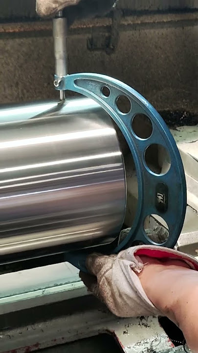 Measuring the error of inner bush #machine #fluidmechanicsandhydraulicmachines #factory