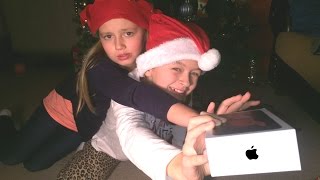 Kids React to Opening Christmas Presents,SURPRISE TOYS for Kids FUNNY(25 Days of Christmas )