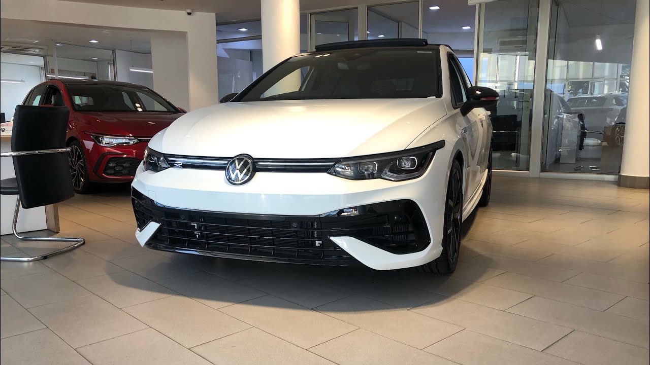 golf8 RラインWhite Volkswagen Golf サンルーフ付き golf8 RラインWhite Volkswagen Golf サンルーフ付き