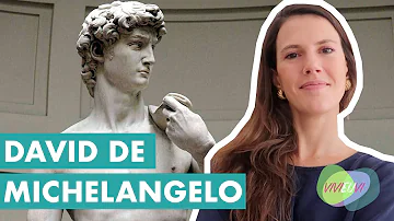 O que Michelangelo usava para esculpir?