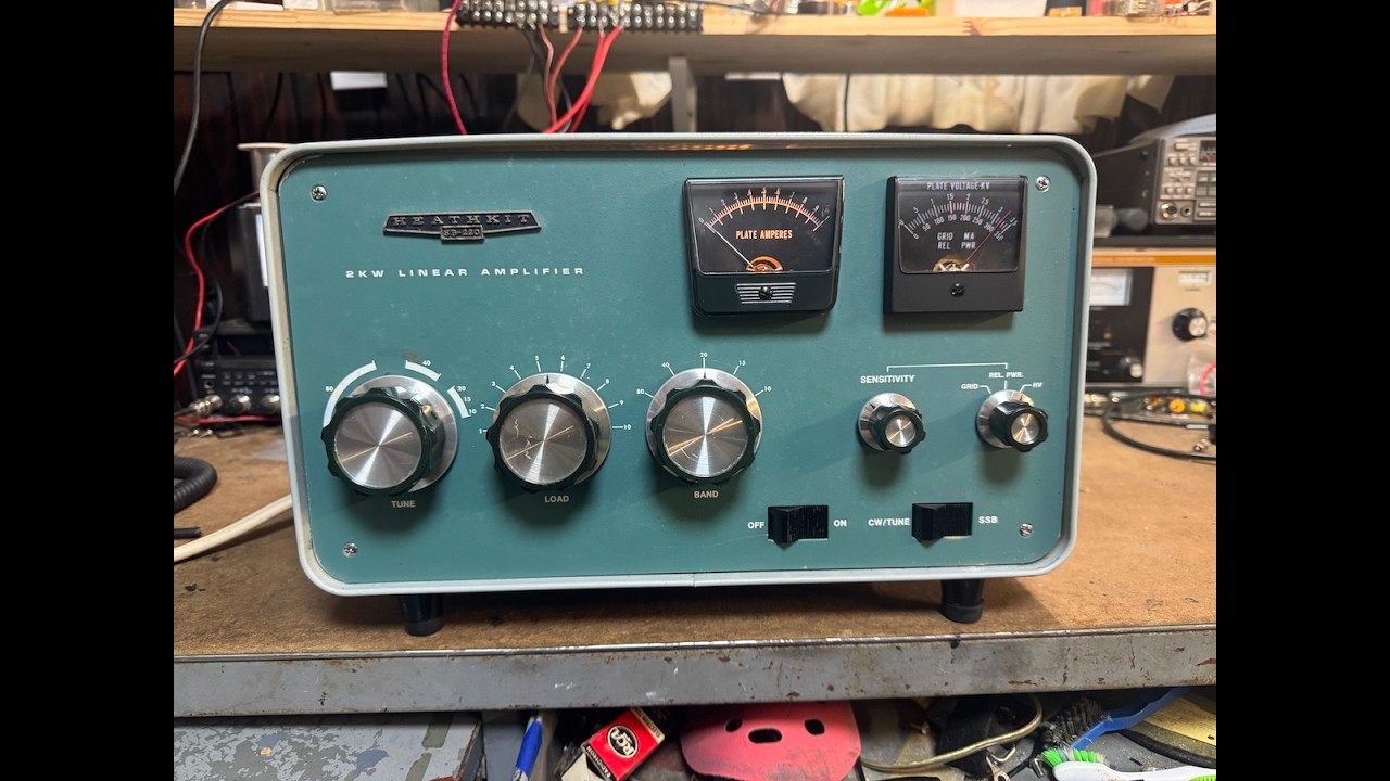 Heathkit SB220 - YouTube