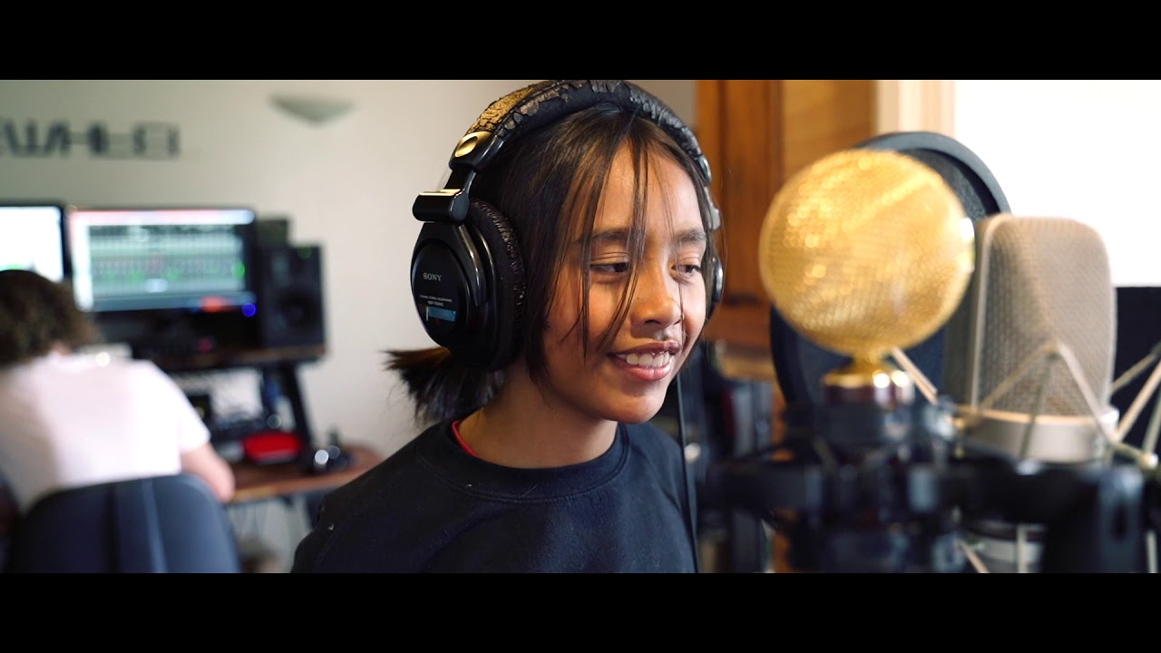 Waiata: Kia tau e Rongo (English Subtitles) - Falls Prevention - YouTube