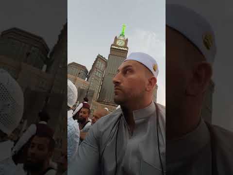 FAKE OR REAL ANGEL IN MECCA? 2017