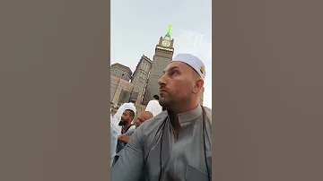 FAKE OR REAL ANGEL IN MECCA? 2017