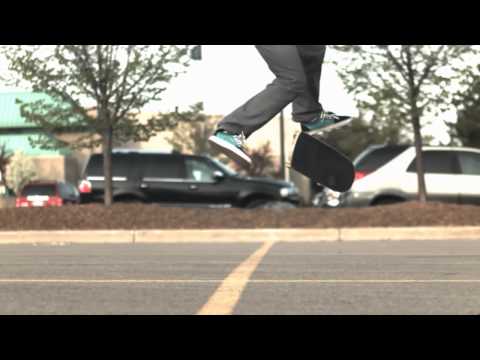 Skateology: 360 flip (1000 fps slow motion)
