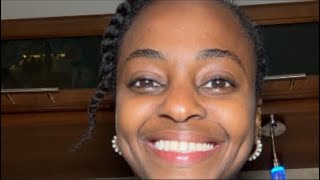 Aysia Smiles is live-streaming! Let’s chat!