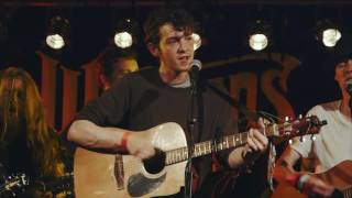 Video thumbnail of "Galway Street Club - Bee's Wing"