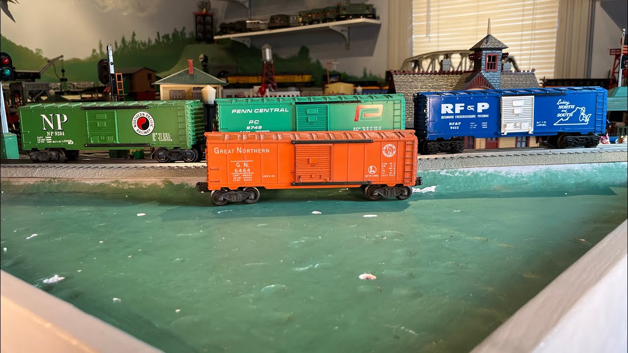 Why I Prefer Lionel’s MPC Era Boxcars Over Postwar Boxcars