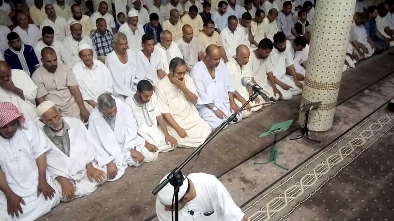 من صلاة التراويح *14 رمضان 2017* بصوت القارئ الشيخ حميداتو اسماعيل بمسجد سيدي عبد الله -بالوادي -