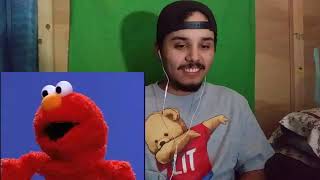 Reacting to Elmo's world behind the scenes