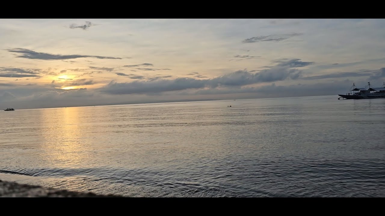 Another Clouded But Still Beautiful Sunrise (sped up x16 after 45 secs, normal at last 45 secs)