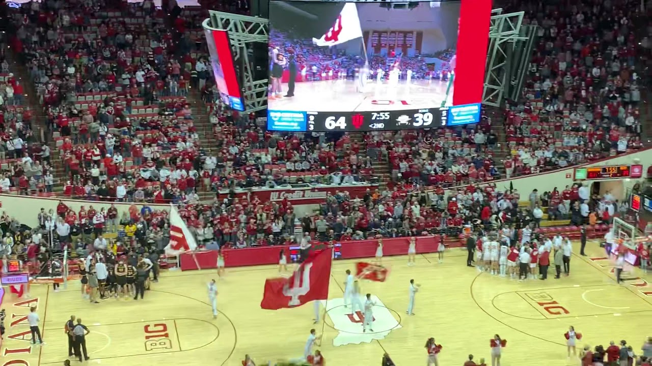 the-greatest-media-timeout-in-college-basketball-youtube
