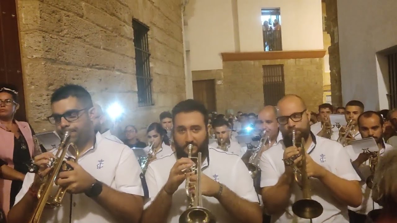 AM CAUTIVO ESTEPONA Nazareno y Gitano