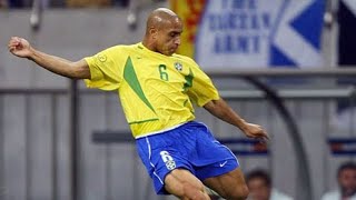 Roberto Carlos " Bàn thắng bất khả thi " #fifa #fcmobile screenshot 4