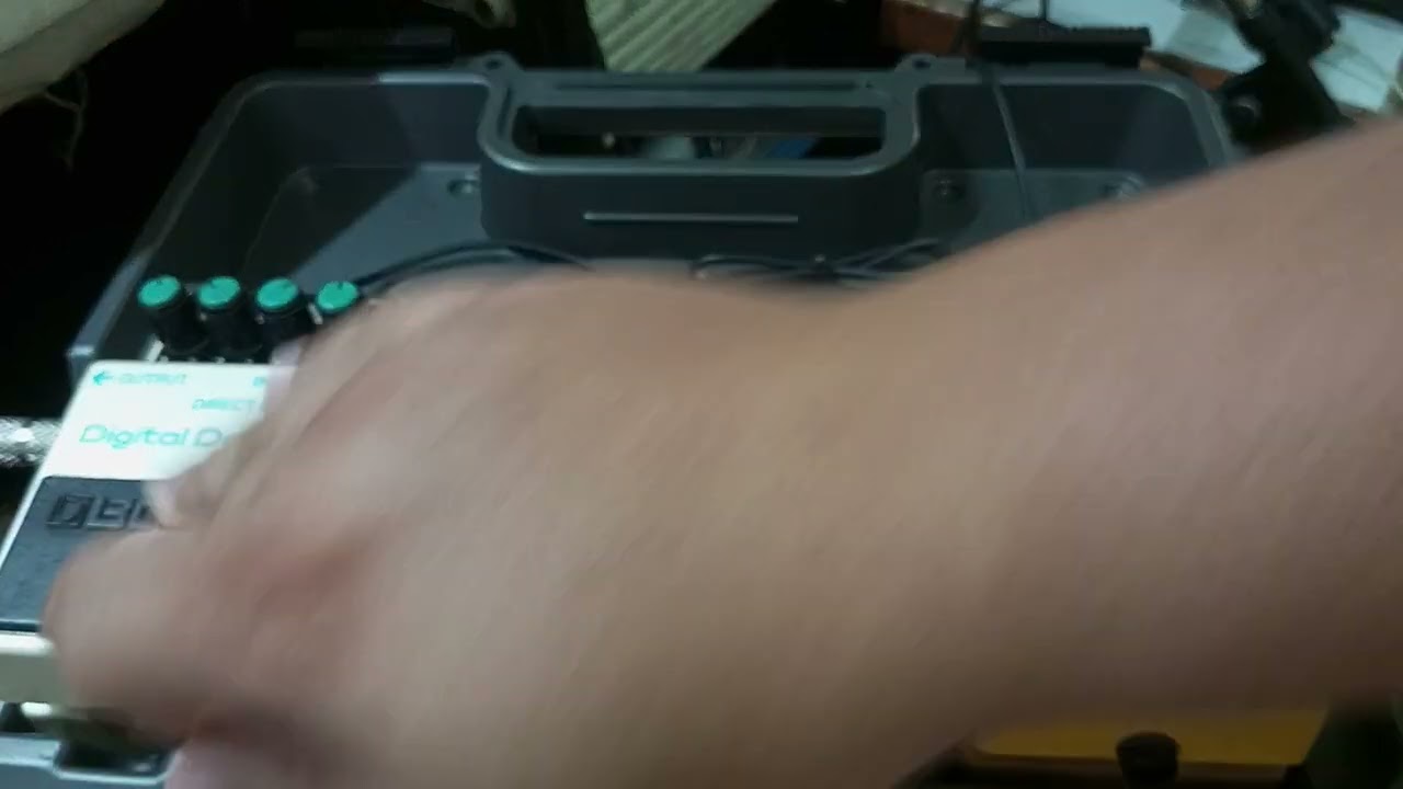 รีวิว Boss CE-3 Japan (ป้ายเขียว) ปี 1986 By DEM Pedal.