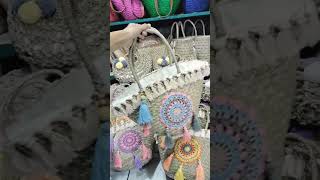 Tas Anyaman Mendong Dikombinasi Hias Macrame Rajut