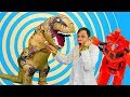 Видео про игрушки - Динозавр из Юрского периода у Доктора Ой! - Игры для мальчиков.