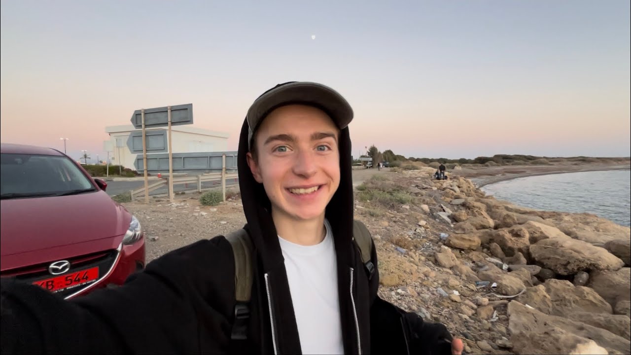 Trying to speak English for one week in Cyprus (с русскими субтитрами)