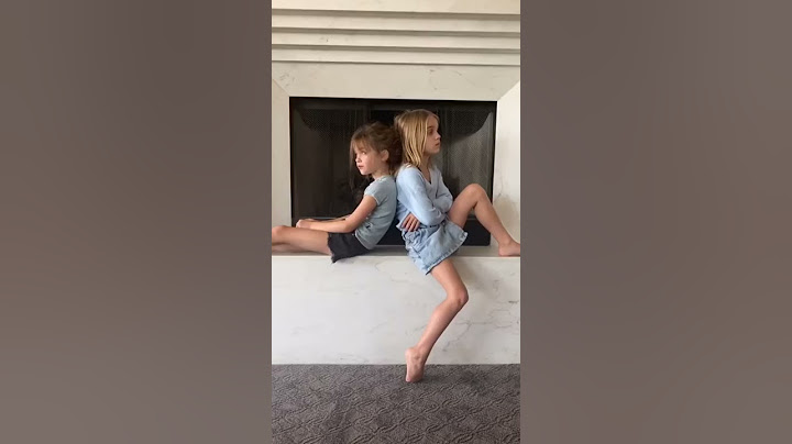 OMG you guys are twins! #milaandemma #twins #twinsister