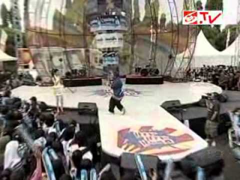 Mulan Jameela Feat The Law - Abracadabra Live