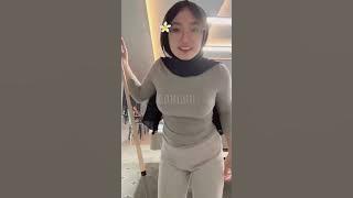 Tiffany hijab solehot pulen live tiktok