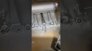 Painting intake manifold and k series valve cover #dlgarage #enginebay #kseriesonly