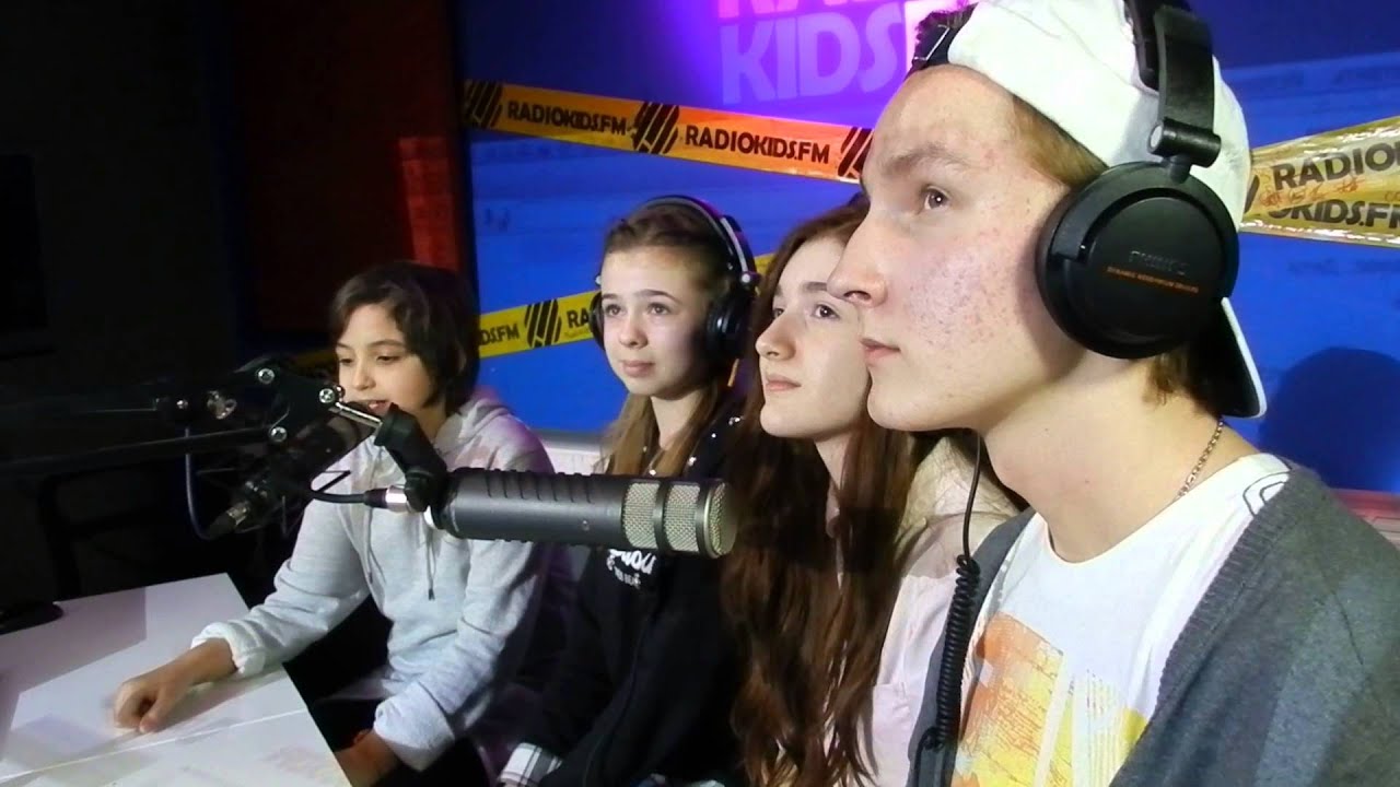 Radio kid. Radio Kids fm Москва. Kids fm радио волна.