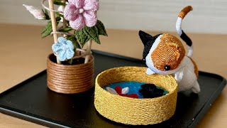 ちりめん細工メイドねこさん ちりめん細工】金魚を眺める三毛猫作ってみた - YouTube