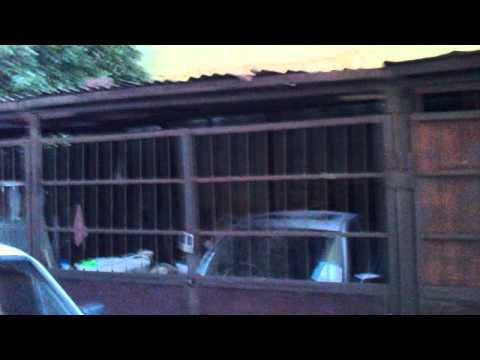 rusty metal--ჟანგიანი მეტალი