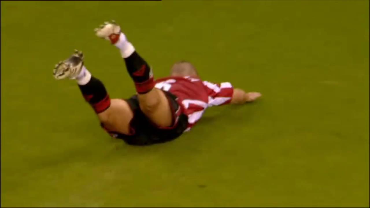 Phil Jagielka fantastic long shot goal