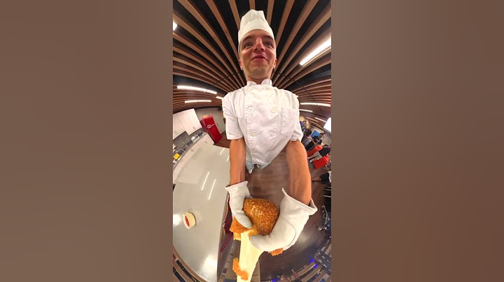 This Is The Worlds Stretchiest Cheese! #cheese #markrober #chef #strechiestcheese #nickdigiovanni