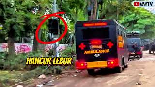 Download Lagu LAMPU MERAH 🚦 JADI KORBAN AMUK MASSA PENDEMO DI BANDUNG ‼️ MP3 Download Lagu LAMPU MERAH 🚦 JADI KORBAN AMUK MASSA PENDEMO DI BANDUNG ‼️ MP3