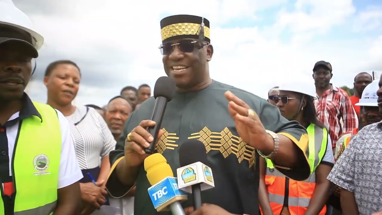 RC MWANZA AMTAKA MKANDARASI UJENZI WA DARAJA LA MABATINI KUFANYA KAZI USIKU NA MCHANA