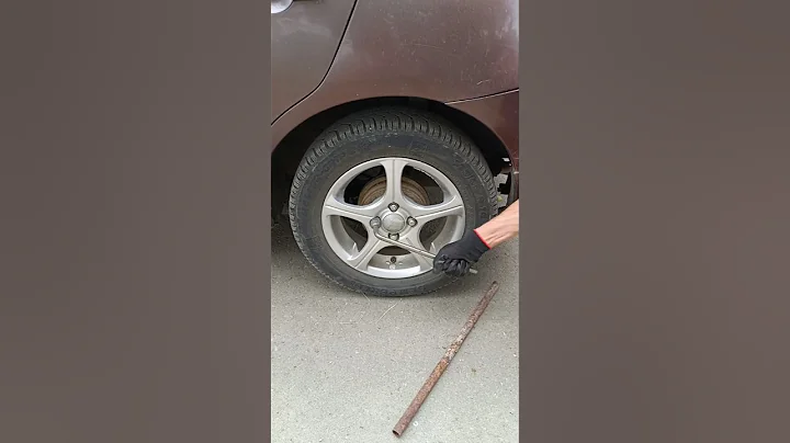 Easiest Way to Loosen a Stuck Lug Nut!