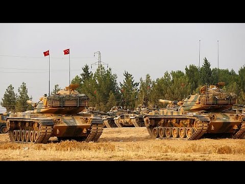 "Щит Ефрата": новая колонна турецкой бронетехники пересекла сирийскую границу