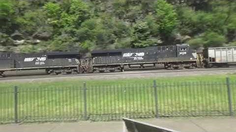 Horseshoe Curve Railfanning 5-15-19
