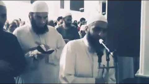 تلاوة من صلاة التهجد برمضان للشيخ طارق إبراهيم في مسجد العزيز بالله (من نسائم رمضان)