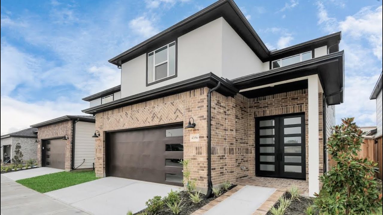Luxury New Construction Homes in Stafford, TX from $400k.