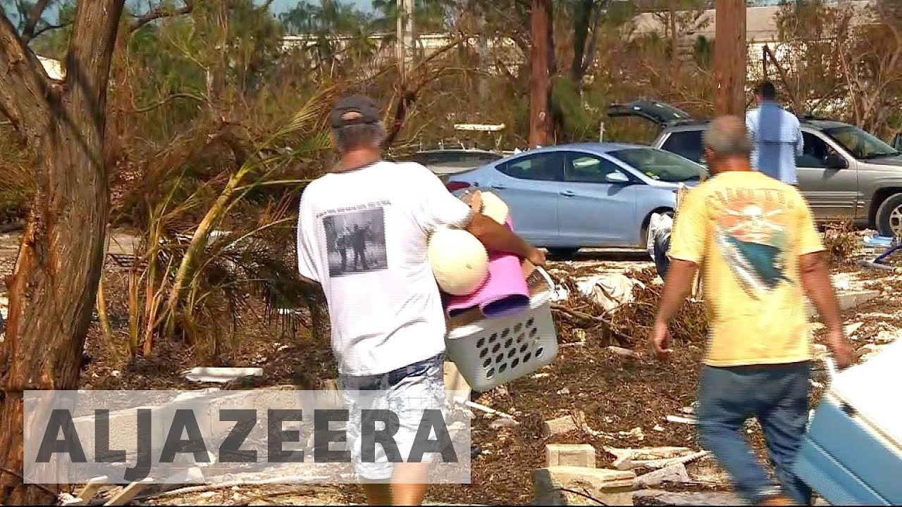 يعود سكان جزر فلوريدا كيز إلى منازلهم التي دمرها إعصار إيرما