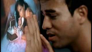 Watch Enrique Iglesias Sad Eyes video